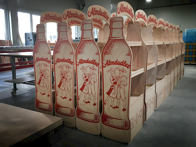 Almdudler POS-Aufsteller